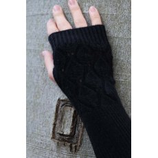 Oats & Rice Leaf Knit Cashmere Fingerless Arm Warmer Black Oats & Rice Leaf Knit Cashmere Fingerless Arm Warmer Black