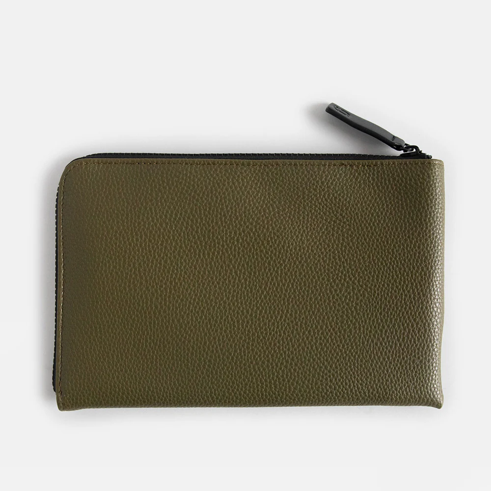 Caroline Gardner Green Travel Wallet Caroline Gardner Green Travel Wallet