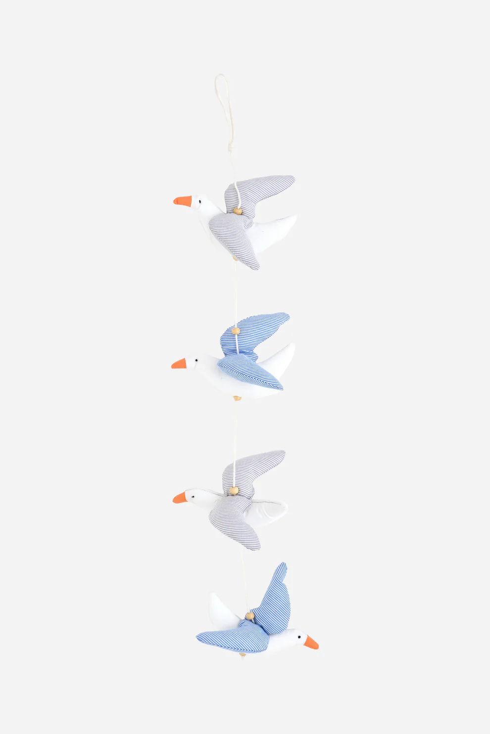 Batela Hanging Garland Of Cuddly Seagulls Batela Hanging Garland Of Cuddly Seagulls