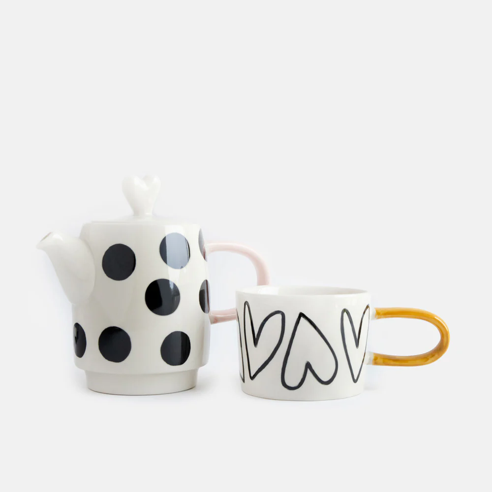 Caroline Gardner Hearts / Spots Teapot & Mug Set Caroline Gardner Hearts / Spots Teapot & Mug Set