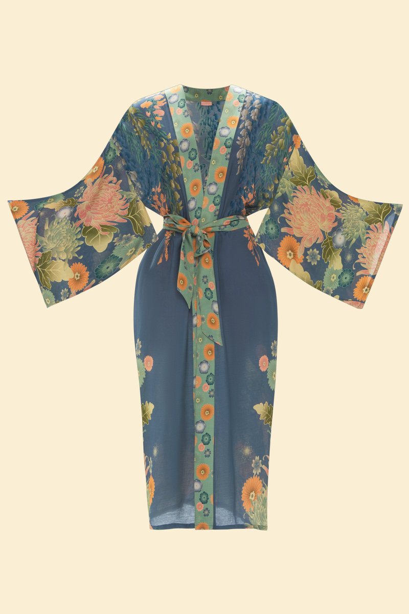 Trailing Wisteria Kimono Gown Ink | Buy Online Here - Portmeirion Online