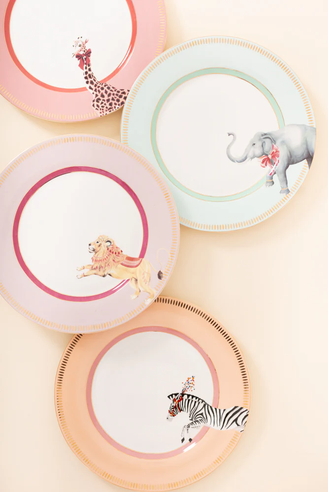 Yvonne Ellen Animal Dinner Plates - Set of 4