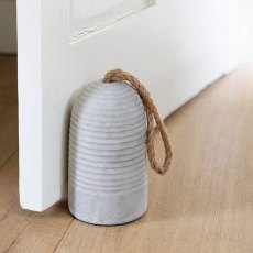 Garden Trading Cement Door Stop - White