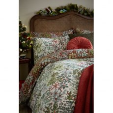 Laura Ashley Crossdale Christmas Berries Bedding