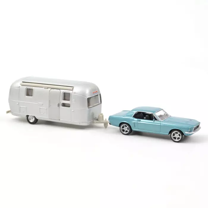 Norev Ford Mustang 1968 Blue Metallic & Airstream Caravan Jet Car 1:43