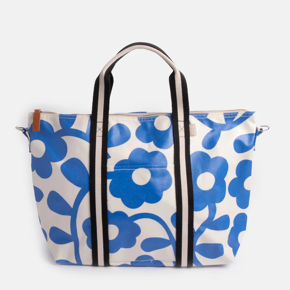Caroline Gardner Blue Floral Weekend Bag Caroline Gardner Blue Floral Weekend Bag