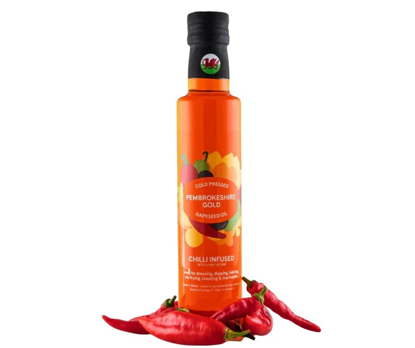 Pembrokeshire Gold Chilli Infused Rapeseed Oil 250ml Pembrokeshire Gold Chilli Infused Rapeseed Oil 250ml