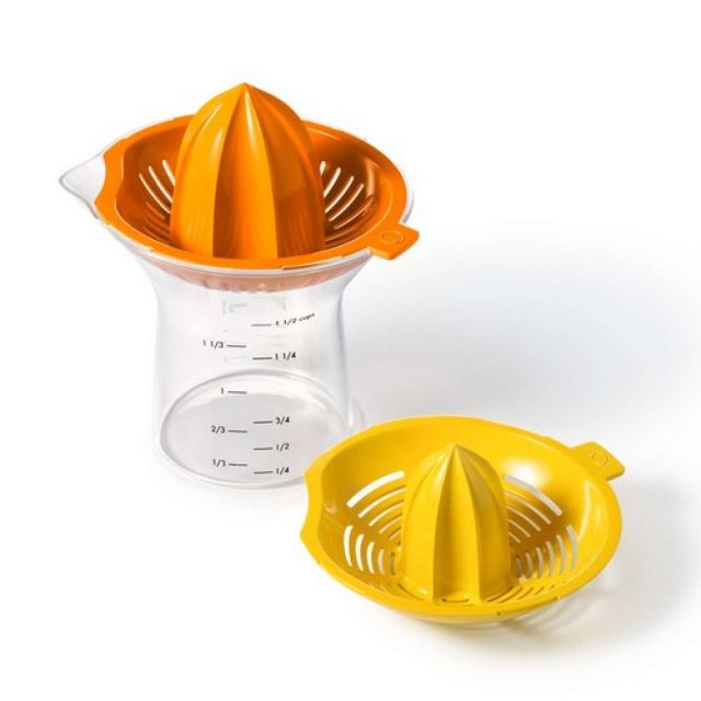 OXO Good Grips 2 in 1 Citrus Juicer