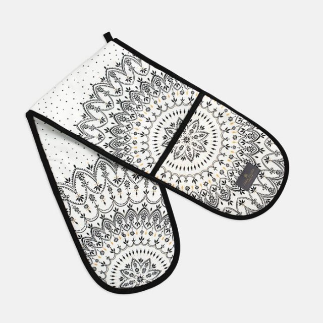 Sara Miller Artisanne Noir Mandala Double Oven Gloves