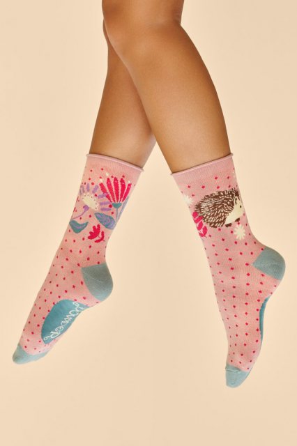 Powder Hedgehog Hunting In Leaves Ankle Socks - Petal