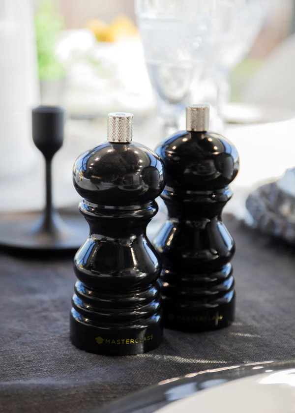 Masterclass Capstan Salt or Pepper Mill - Black