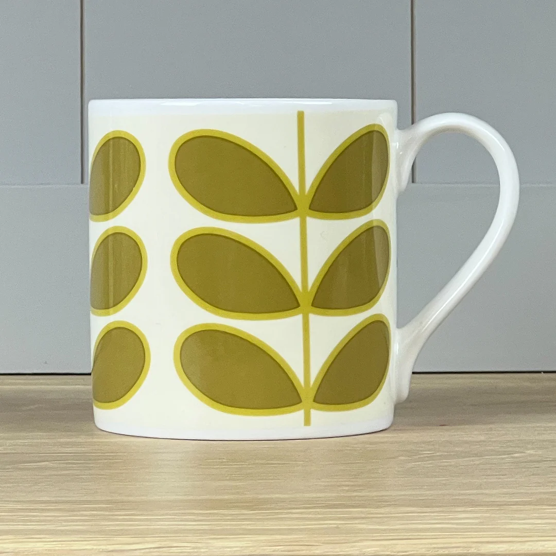 Orla Kiely Linear Stem Olive Mug