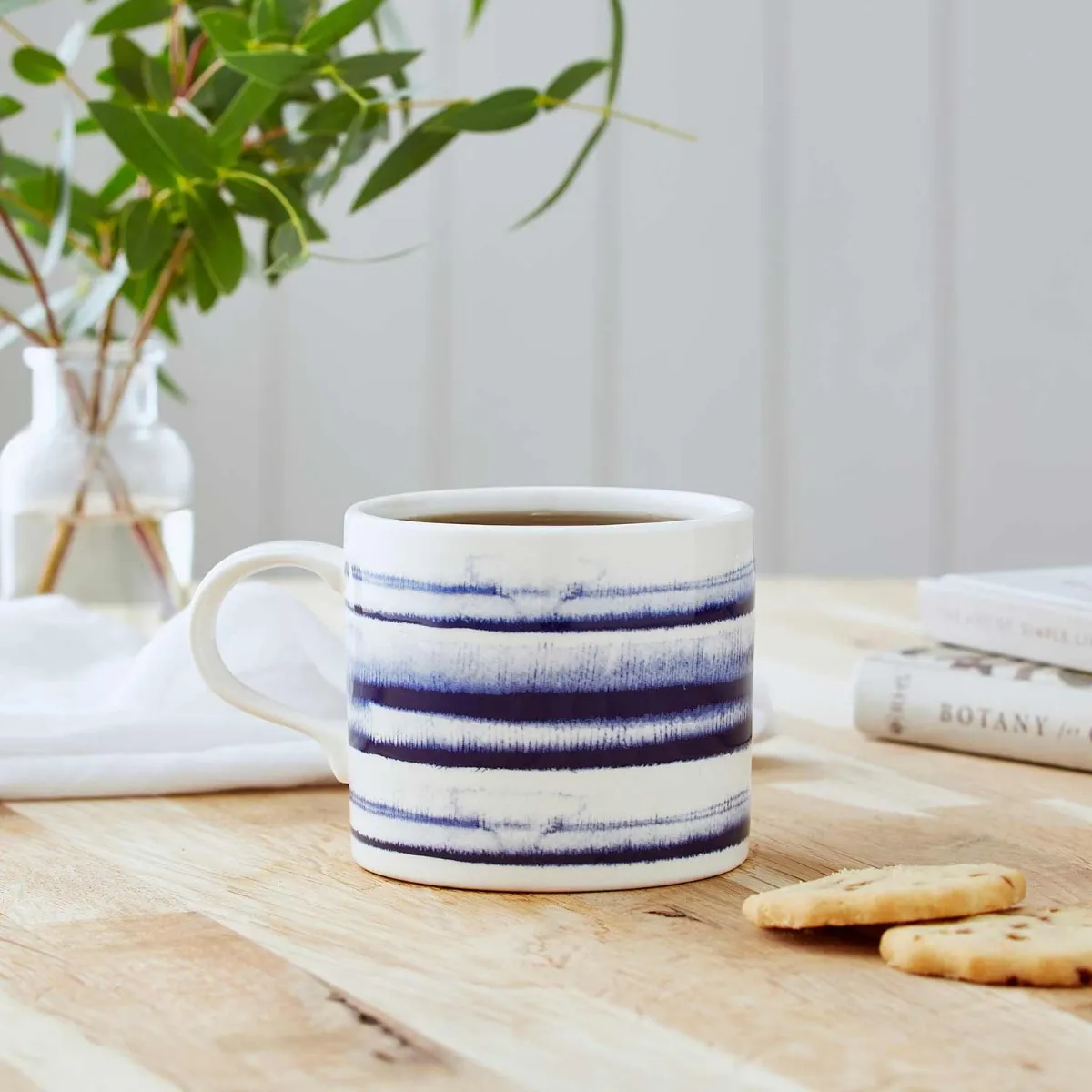 Mug Meirion Horizontal Blue & White Stripes Mug