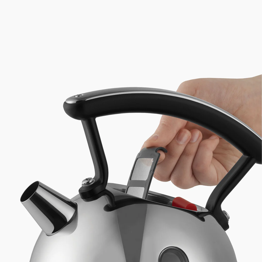 Dualit 2 Litre Dome Kettle | Black