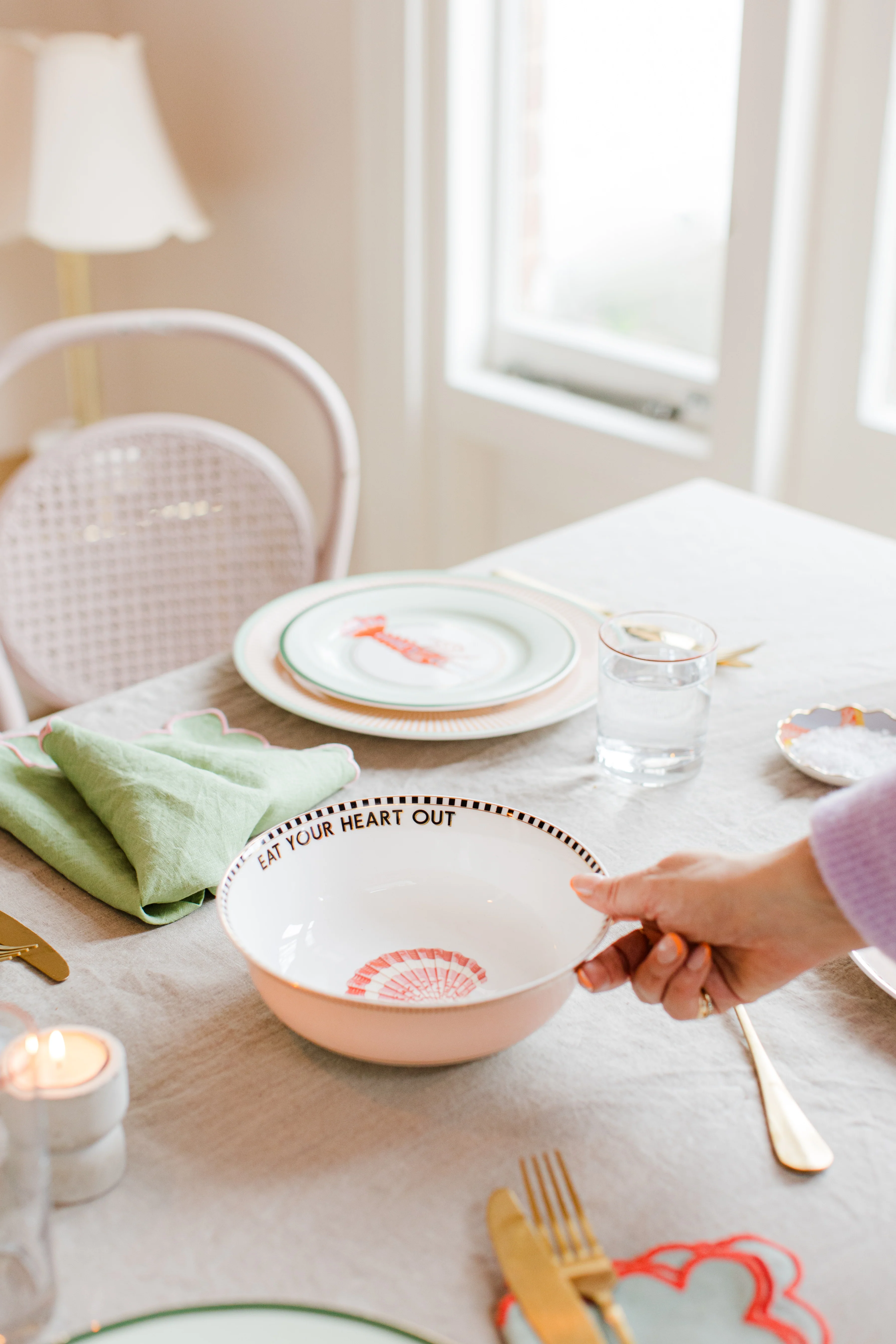 Yvonne Ellen Shell Serving Bowl