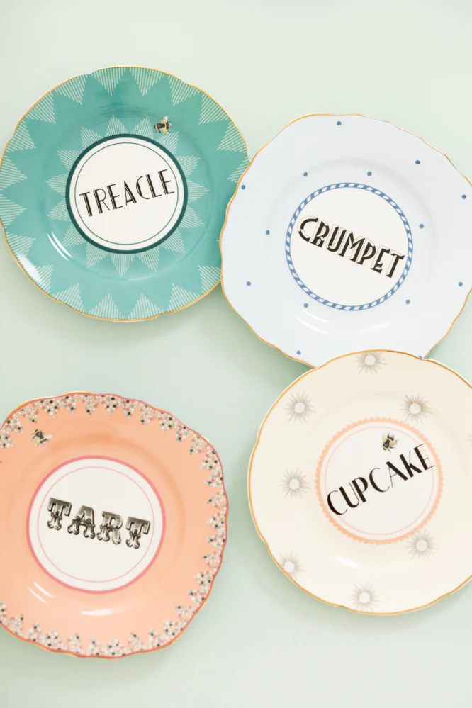 Yvonne Ellen Cheeky Cake Plates Set of 4