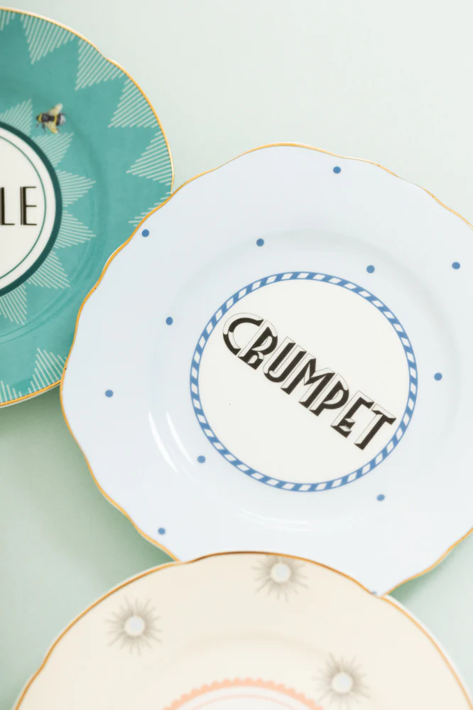 Yvonne Ellen Cheeky Cake Plates Set of 4