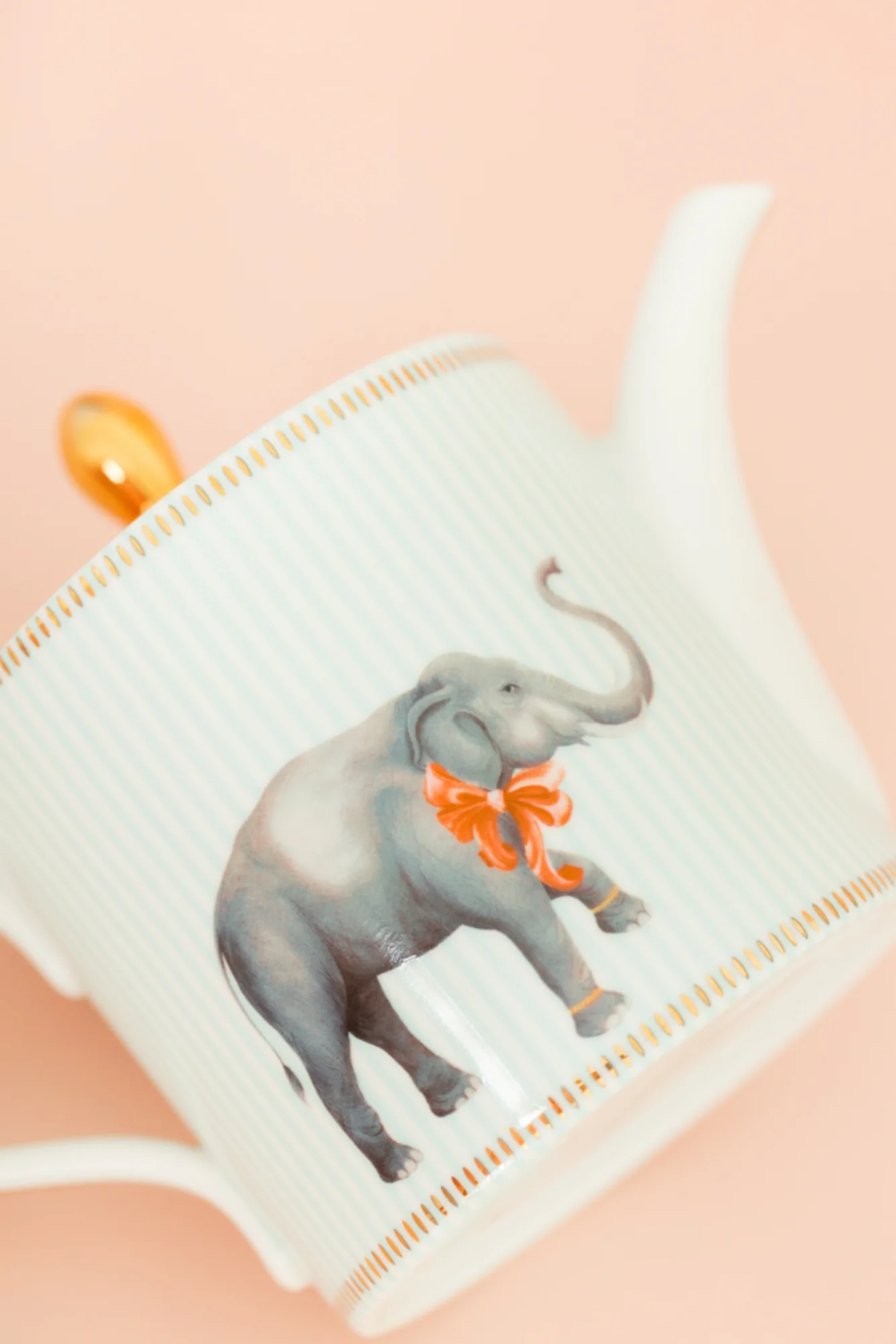 Yvonne Ellen Elephant Small Teapot